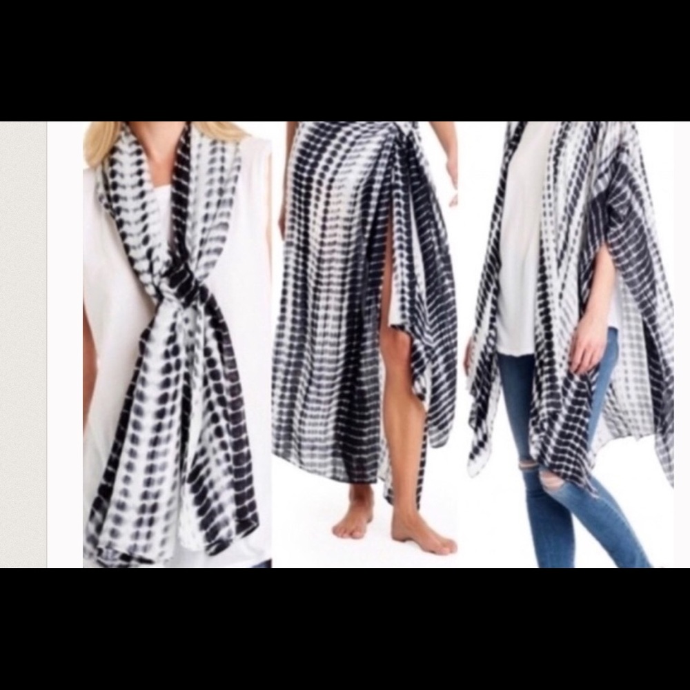 Michael  Stars Ruana Scarf, sarong